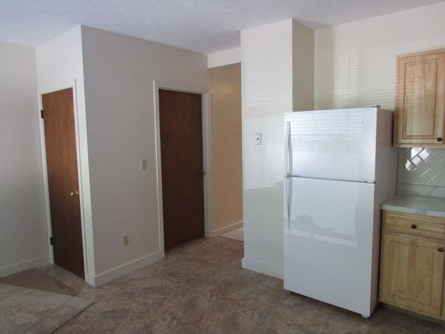 21 Greystone 21, Quincy, MA 02169