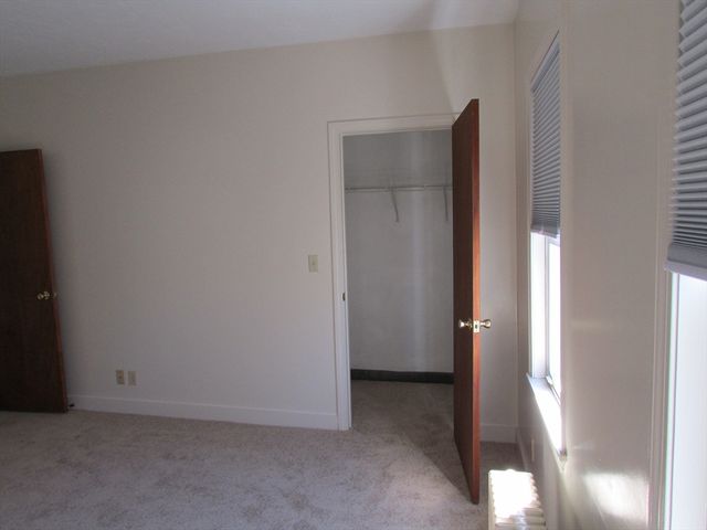 21 Greystone 21, Quincy, MA 02169