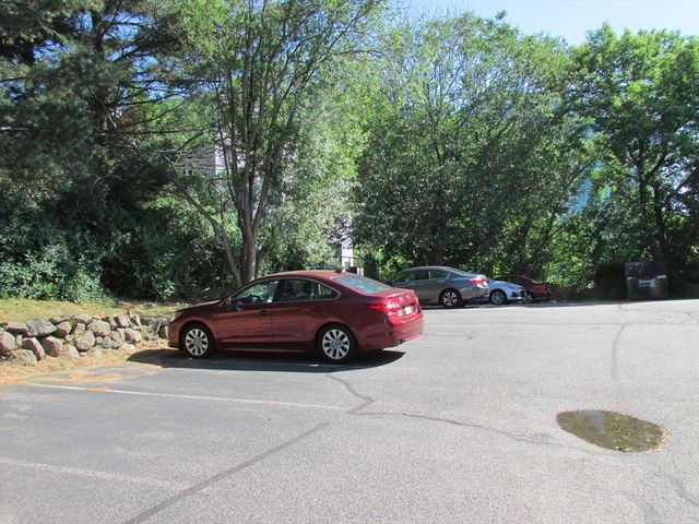 21 Greystone 21, Quincy, MA 02169