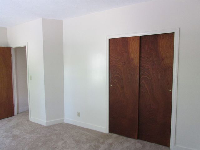 21 Greystone 21, Quincy, MA 02169