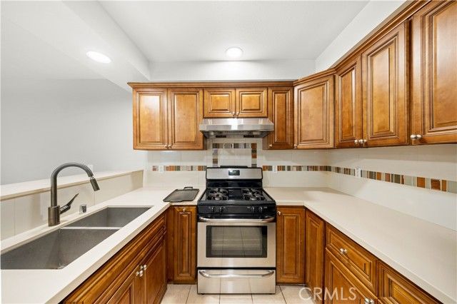 78 N Sierra Bonita Avenue 2, Pasadena, CA 91106