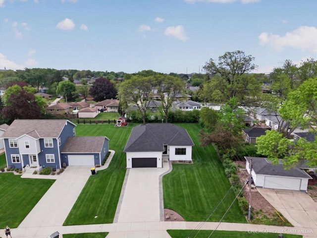 9827 W Dakota STREET, West Allis, WI 53227