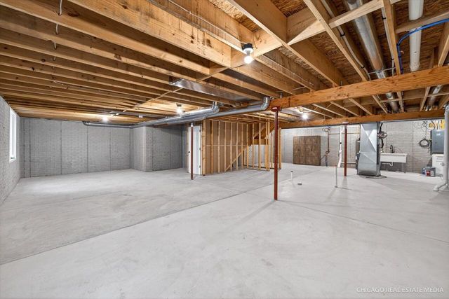 9827 W Dakota STREET, West Allis, WI 53227