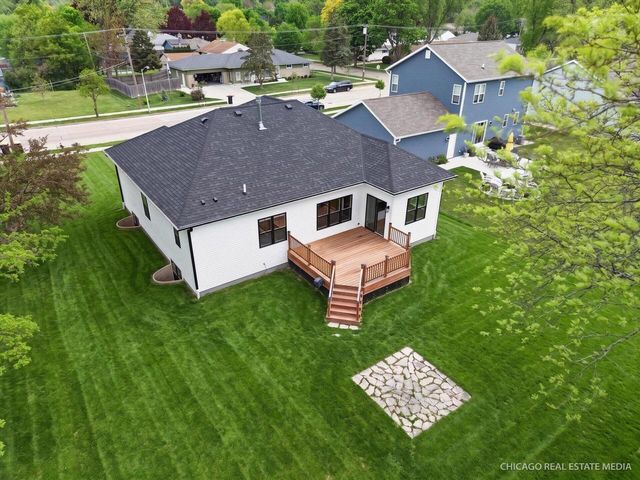 9827 W Dakota STREET, West Allis, WI 53227