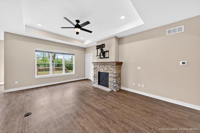 9827 W Dakota STREET, West Allis, WI 53227