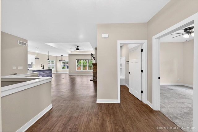 9827 W Dakota STREET, West Allis, WI 53227