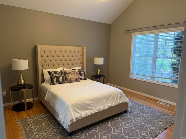 50558 Hollybrook Drive, Granger, IN 46530