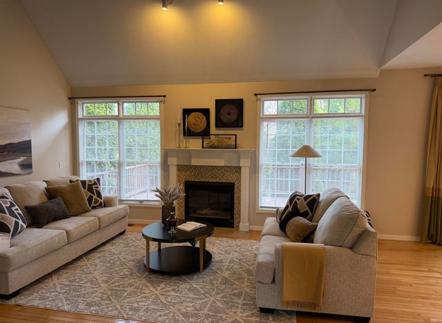 50558 Hollybrook Drive, Granger, IN 46530