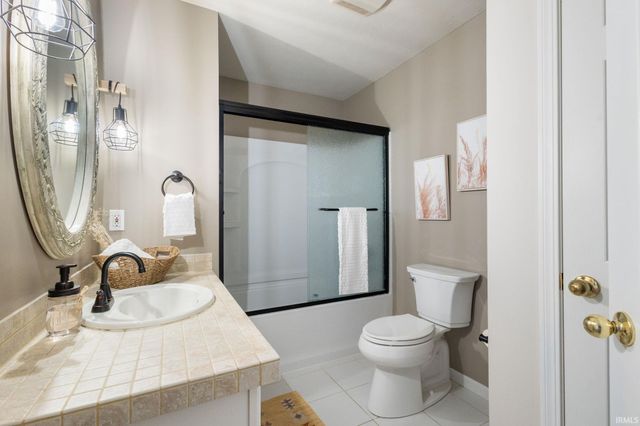 50558 Hollybrook Drive, Granger, IN 46530