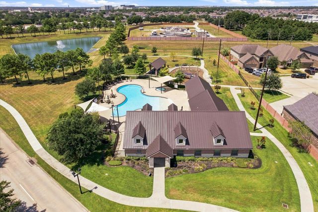 19114 Gaslamp Point Court, Cypress, TX 77429