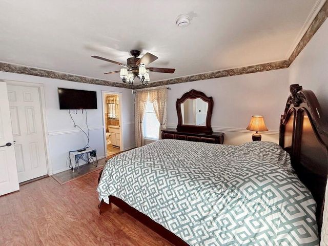 2004 N Lynn Street, Nevada, MO 64772