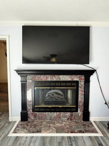 2004 N Lynn Street, Nevada, MO 64772