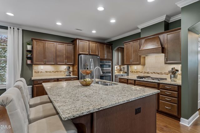 821 Traditions Ridge Drive, Wake Forest, NC 27587
