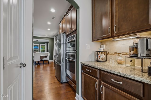 821 Traditions Ridge Drive, Wake Forest, NC 27587