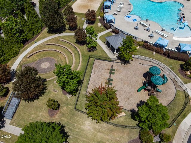 821 Traditions Ridge Drive, Wake Forest, NC 27587