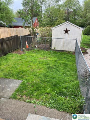1921 Willow Park Road, Bethlehem Twp, PA 18020