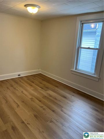1921 Willow Park Road, Bethlehem Twp, PA 18020