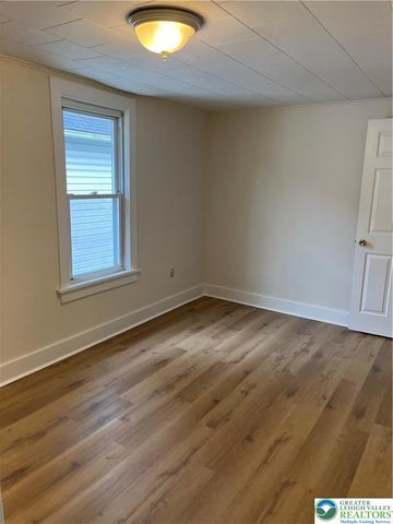 1921 Willow Park Road, Bethlehem Twp, PA 18020