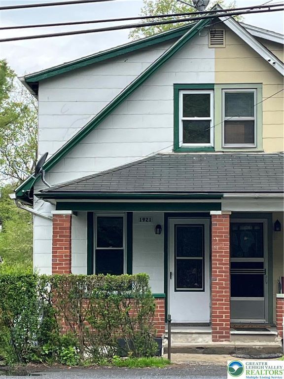 1921 Willow Park Road, Bethlehem Twp, PA 18020