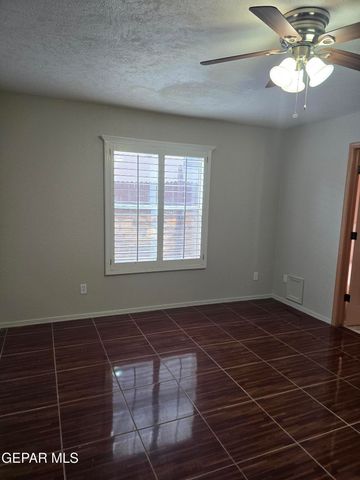 3213 TIERRA AVE Place, El Paso, TX 79938