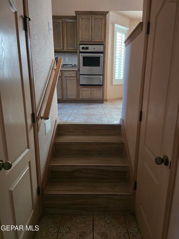 3213 TIERRA AVE Place, El Paso, TX 79938