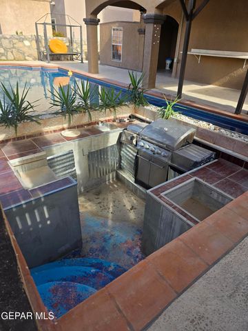 3213 TIERRA AVE Place, El Paso, TX 79938