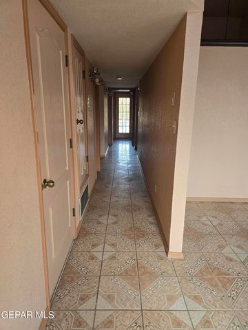 3213 TIERRA AVE Place, El Paso, TX 79938