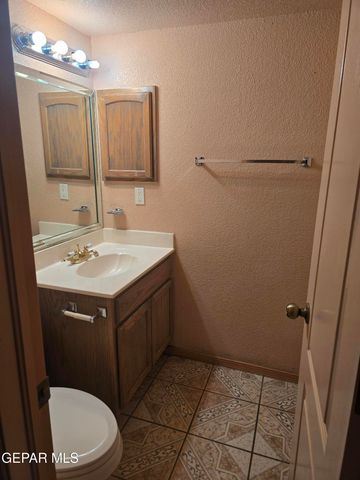 3213 TIERRA AVE Place, El Paso, TX 79938