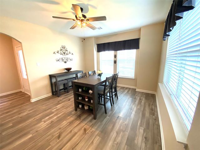 217 Bearman Drive, Fort Worth, TX 76120
