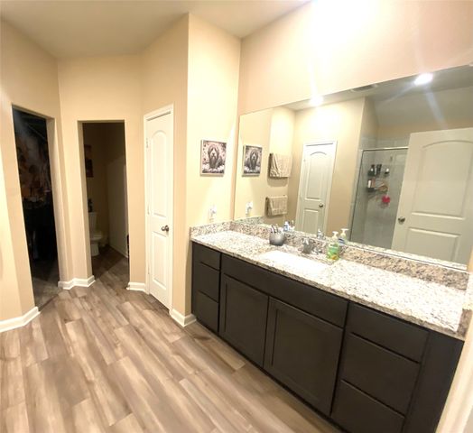 217 Bearman Drive, Fort Worth, TX 76120