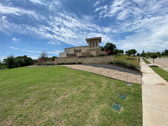 217 Bearman Drive, Fort Worth, TX 76120