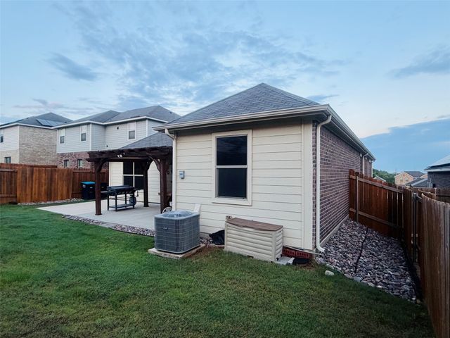 217 Bearman Drive, Fort Worth, TX 76120