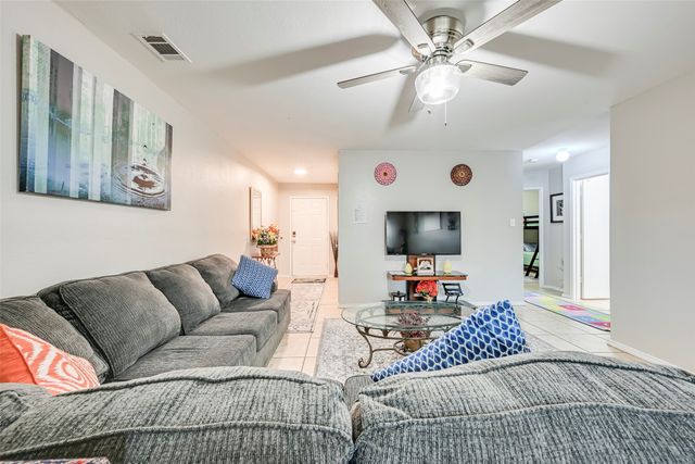 3900 Avalon Avenue, Irving, TX 75061