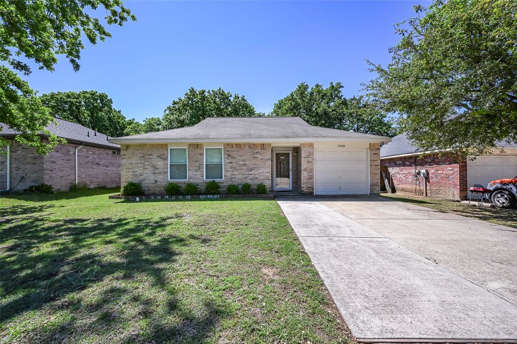 3900 Avalon Avenue, Irving, TX 75061