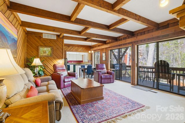 221 Toxaway Falls Drive 1, Lake Toxaway, NC 28747