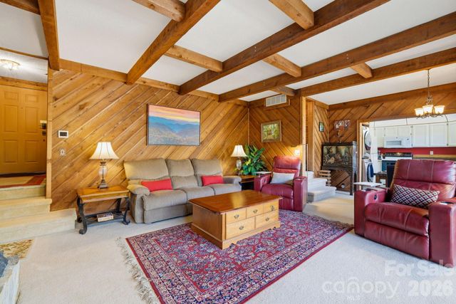 221 Toxaway Falls Drive 1, Lake Toxaway, NC 28747