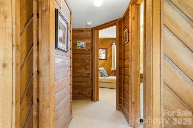 221 Toxaway Falls Drive 1, Lake Toxaway, NC 28747