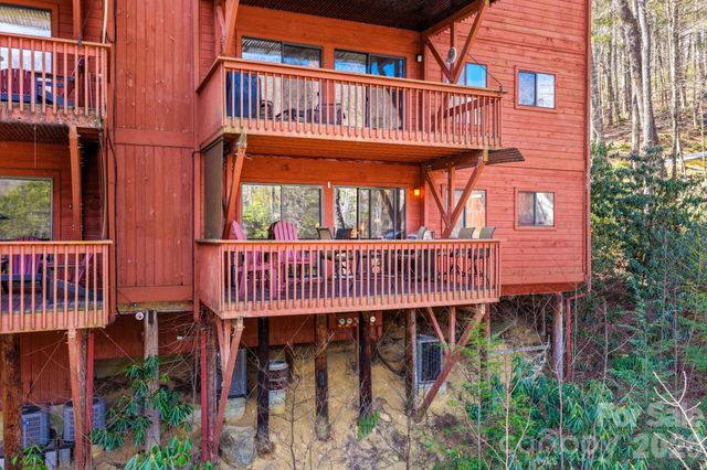 221 Toxaway Falls Drive 1, Lake Toxaway, NC 28747