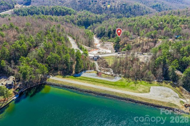 221 Toxaway Falls Drive 1, Lake Toxaway, NC 28747
