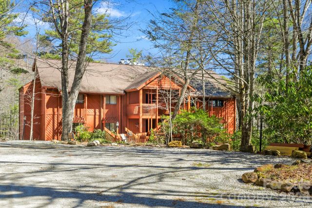 221 Toxaway Falls Drive 1, Lake Toxaway, NC 28747