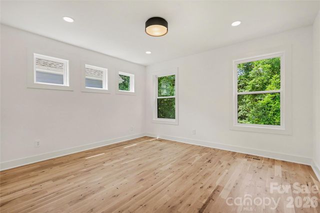3024 Walter Street, Charlotte, NC 28208