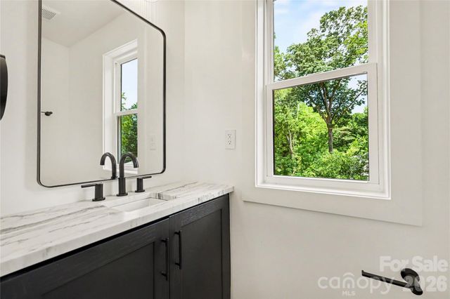 3024 Walter Street, Charlotte, NC 28208