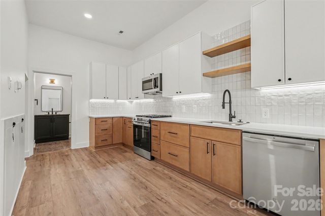 3024 Walter Street, Charlotte, NC 28208