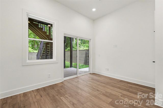 3024 Walter Street, Charlotte, NC 28208