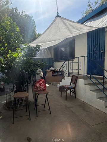 2468 W Avenue 32, Los Angeles, CA 90065