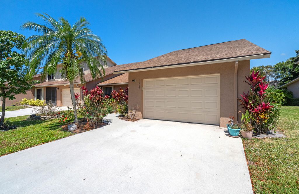 11909 Donlin Drive, Wellington, FL 33414