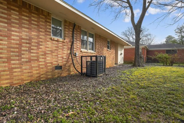 1589 WHITNEY AVE, Memphis, TN 38127