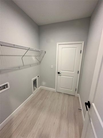 10138 Wildcat St, Port Charlotte, FL 33981