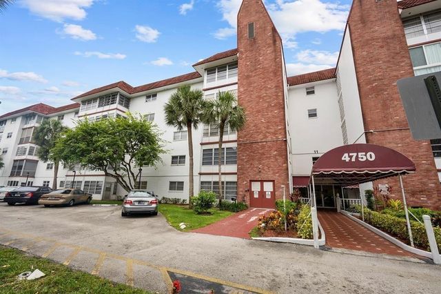 4750 NW 22nd Court 208, Lauderhill, FL 33313