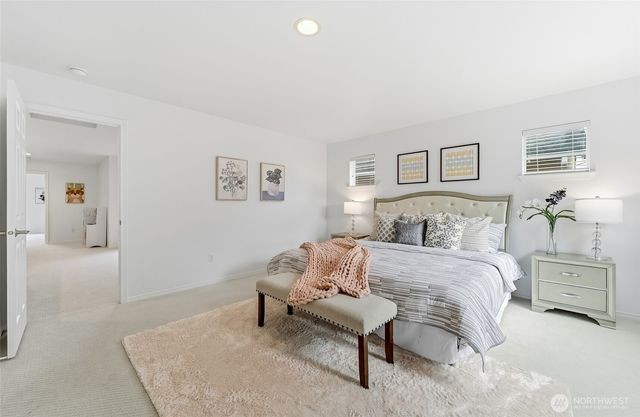 24823 SE 19th Street, Sammamish, WA 98075